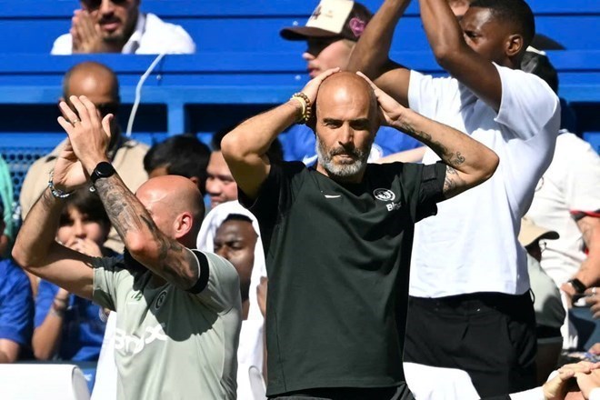 Vui buồn lẫn lộn với Chelsea sau trận thắng kịch tính Liverpool