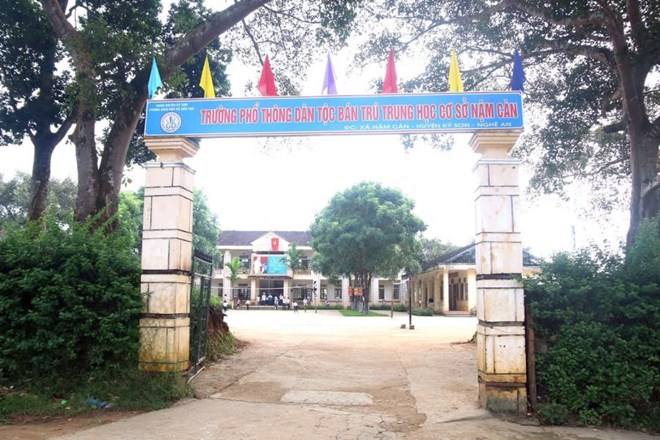 Trường Phổ thông dân tộc bán trú TH và THCS Nậm Càn (Nghệ An), nơi có giáo viên bị ung thư vẫn phải đi biệt phái. Ảnh: Ngọc Anh