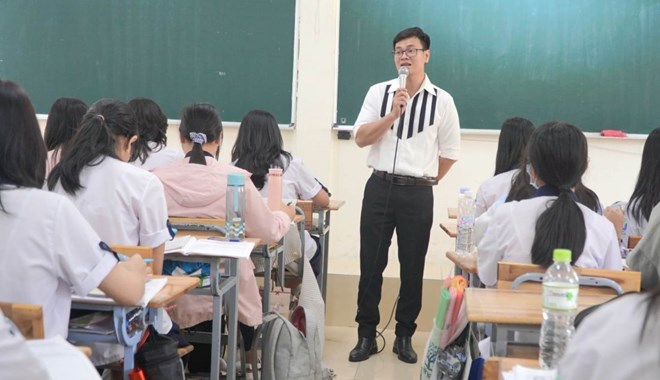 Sở GDĐT xác định có 2 nhóm hoạt động là nhiệm vụ chuyên môn và được tính chi thu nhập tăng thêm cho giáo viên. Ảnh: Chân Phúc