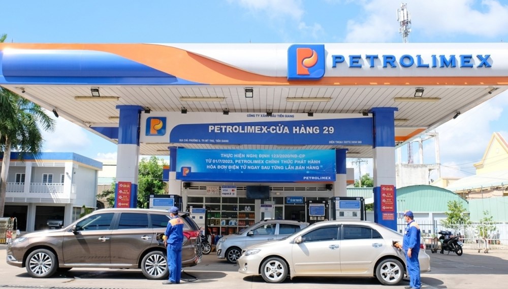 Giá xăng dầu có thể giảm mạnh chiều nay 23.10 - ảnh 1