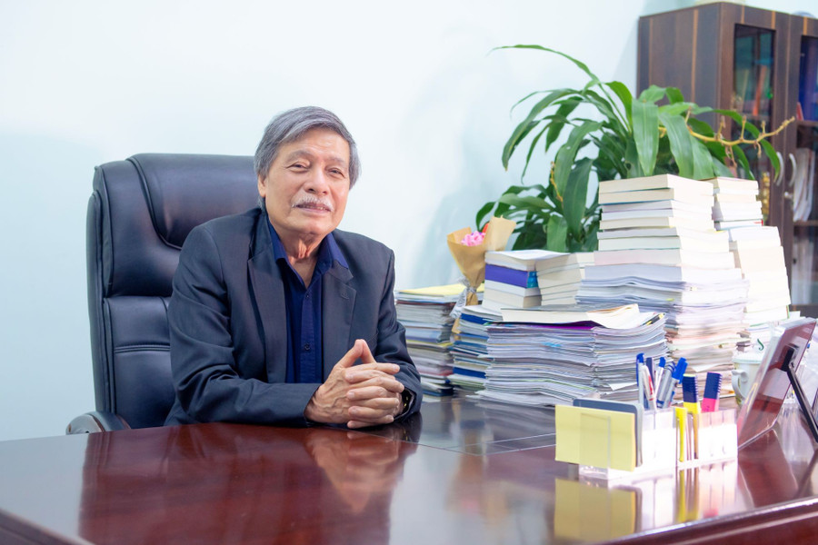 PGS.TS.NGƯT Đặng Quốc Thống- Chủ tịch Hội đồng trường THCS Đoàn Thị Điểm.