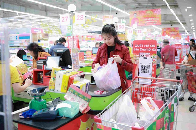 Ngăn chặn giá cả tăng đột biến trước thông tin tăng lương