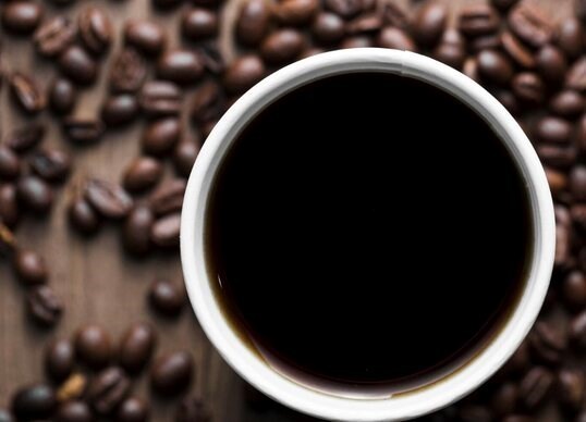 Sự thật về việc caffeine có thể ngăn ngừa nhịp tim không đều ở người bị rung nhĩ