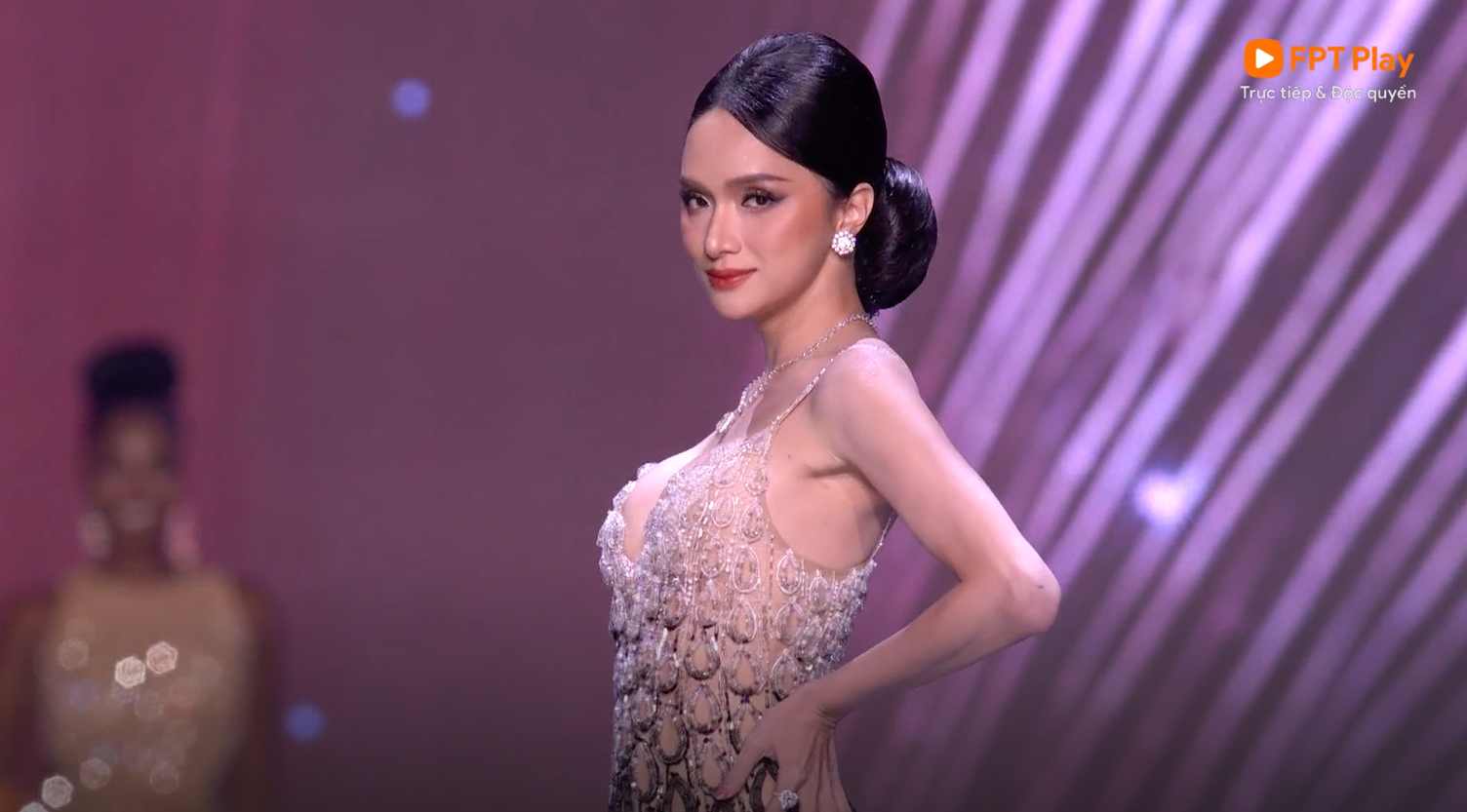 Hương Giang tại Bán kết Miss Universe 2025. Ảnh cắt từ video