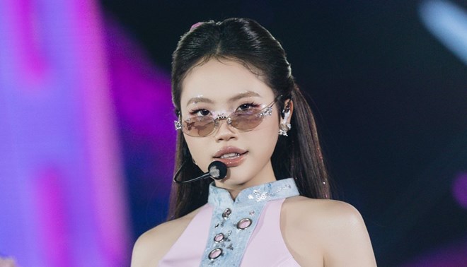 Quyết định quan trọng của Phương Mỹ Chi về số tiền cát-xê vừa nhận