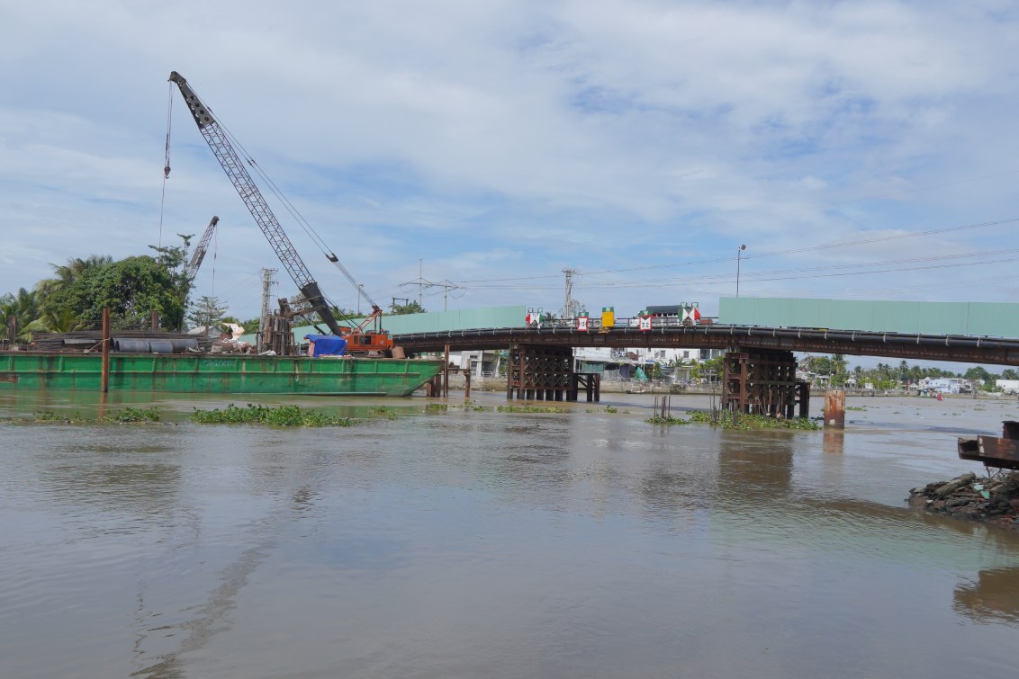 Dự án cầu Ô Môn (TP Cần Thơ) đạt khoảng 70% khối lượng thi công. Ảnh: Tạ Quang