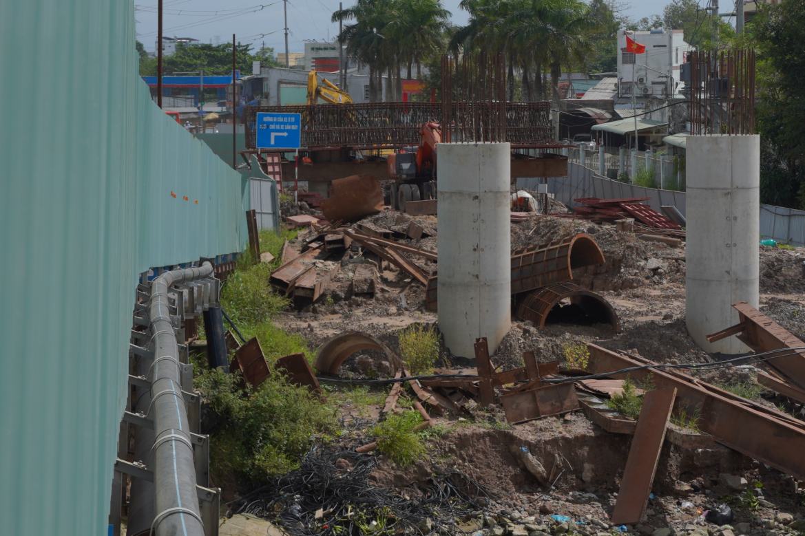 Dự án đang gặp khó khăn ở khâu giải phóng mặt bằng. Ảnh: Tạ Quang