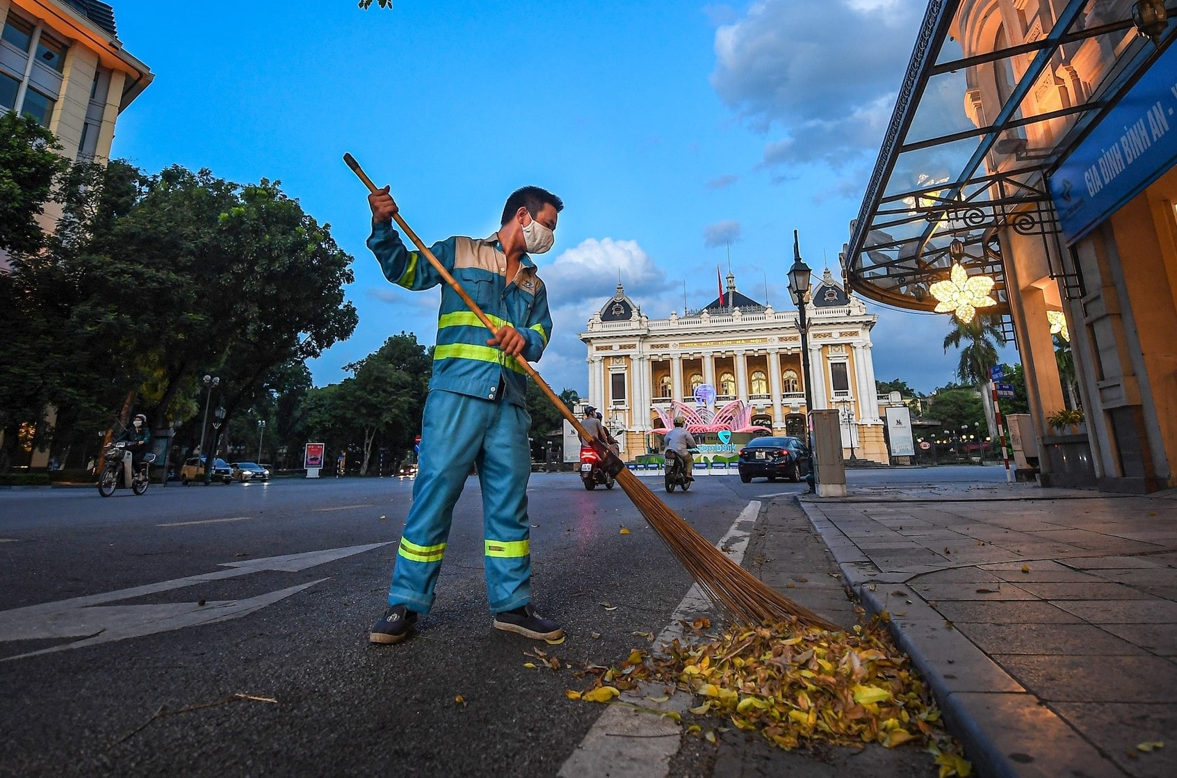 Rác phát sinh ở đâu, giờ nào nhiều, điểm nào hay ùn ứ… chỉ xã, phường nắm rõ hơn để kịp thời xử lý. Ảnh: Ngọc Hiệp