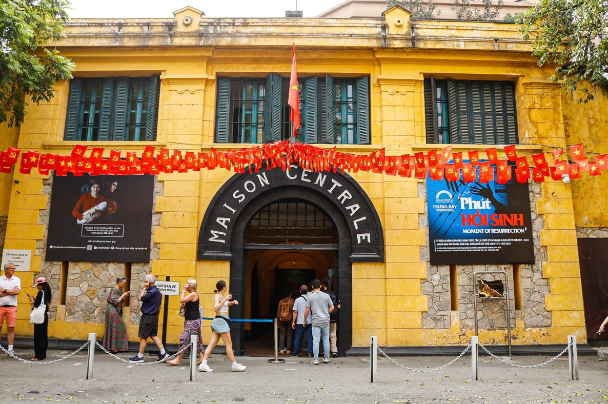 Ảnh màn hình 2025-12-02 lúc 23.02.12