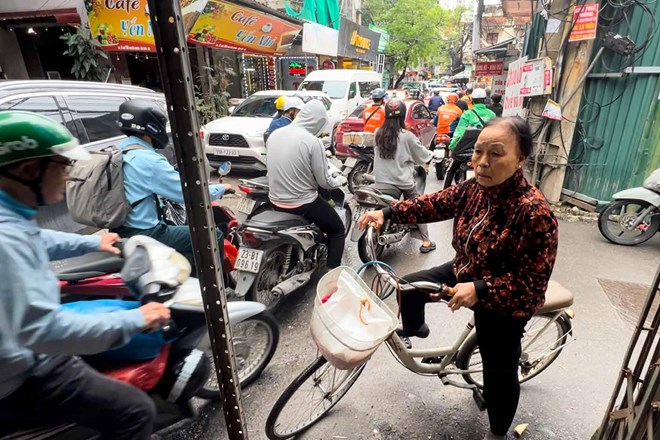 Nguyên nhân tiến độ giải phóng mặt bằng ì ạch tại dự án mở rộng ngõ 381 Nguyễn Khang