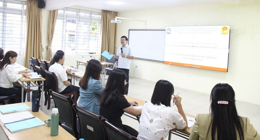 Giảng viên Học viện Quản lý Giáo dục trong giờ lên lớp. Ảnh: TG chuan-nghe-nghiep-giang-vien-dai-hoc-1.jpg