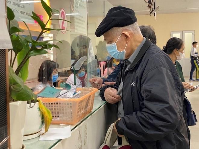 Người từ 70 đến 75 tuổi được hỗ trợ 100% BHYT