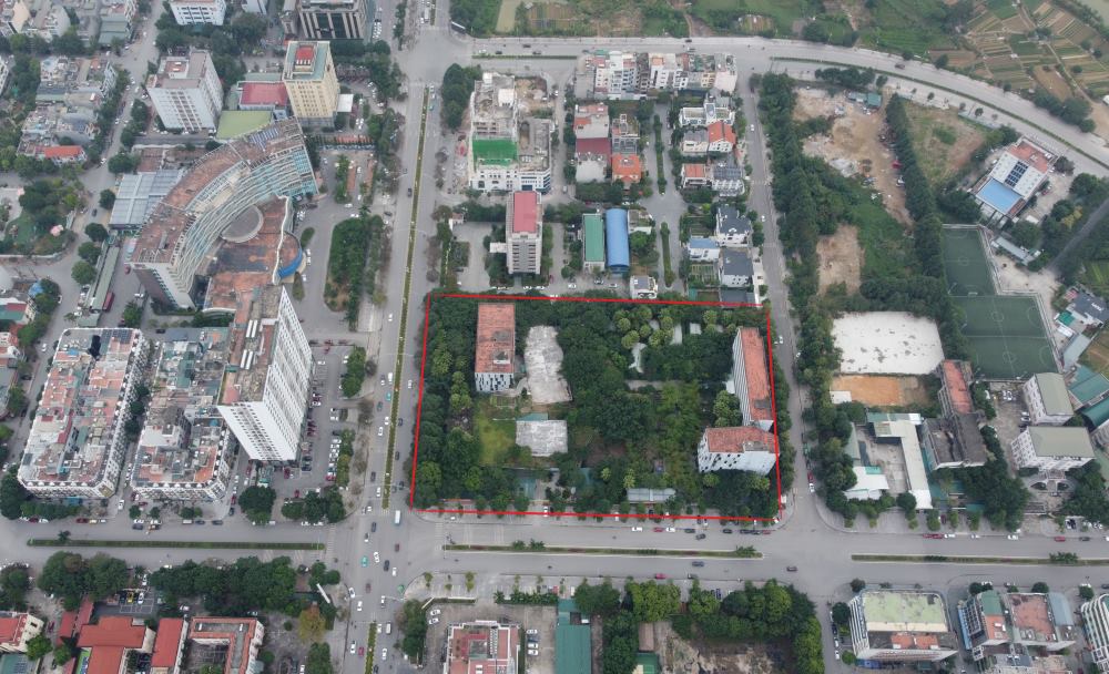 Khu dự án Trường Tiểu học và THCS Thanh Hoa (dấu khoanh đỏ) nhìn từ trên cao. Ảnh: Quách Du