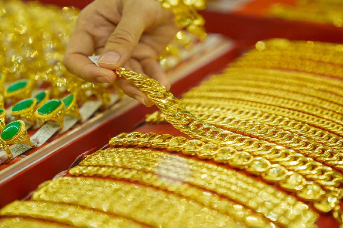 Giá vàng hôm nay 14 12 2025 Giá vàng SJC, giá vàng nhẫn, vàng miếng trong nước và giá vàng thế giới