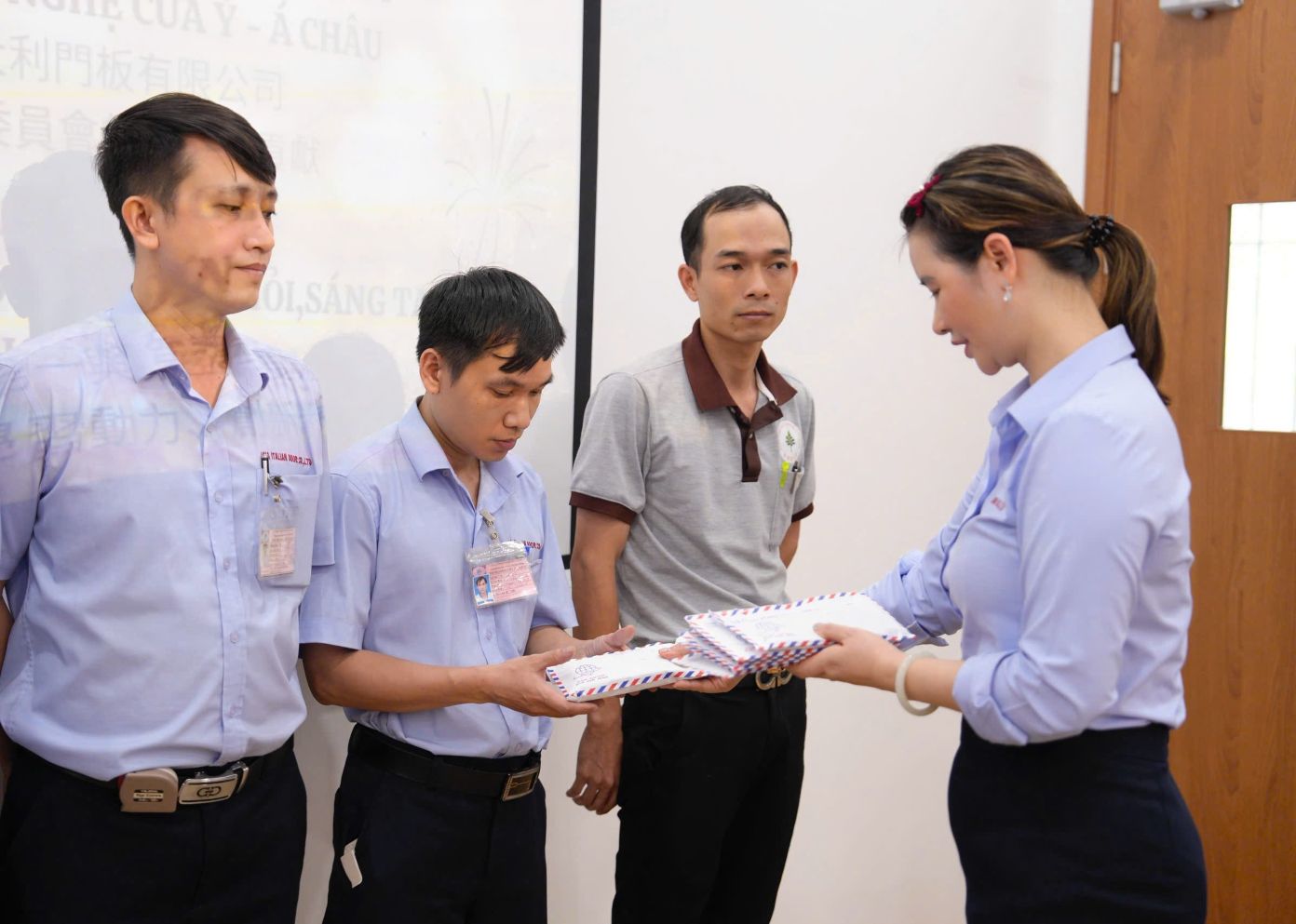 Công ty có nhiều đợt thưởng, trong đó kỳ thưởng Tết là lớn nhất. Ảnh: Đình Trọng