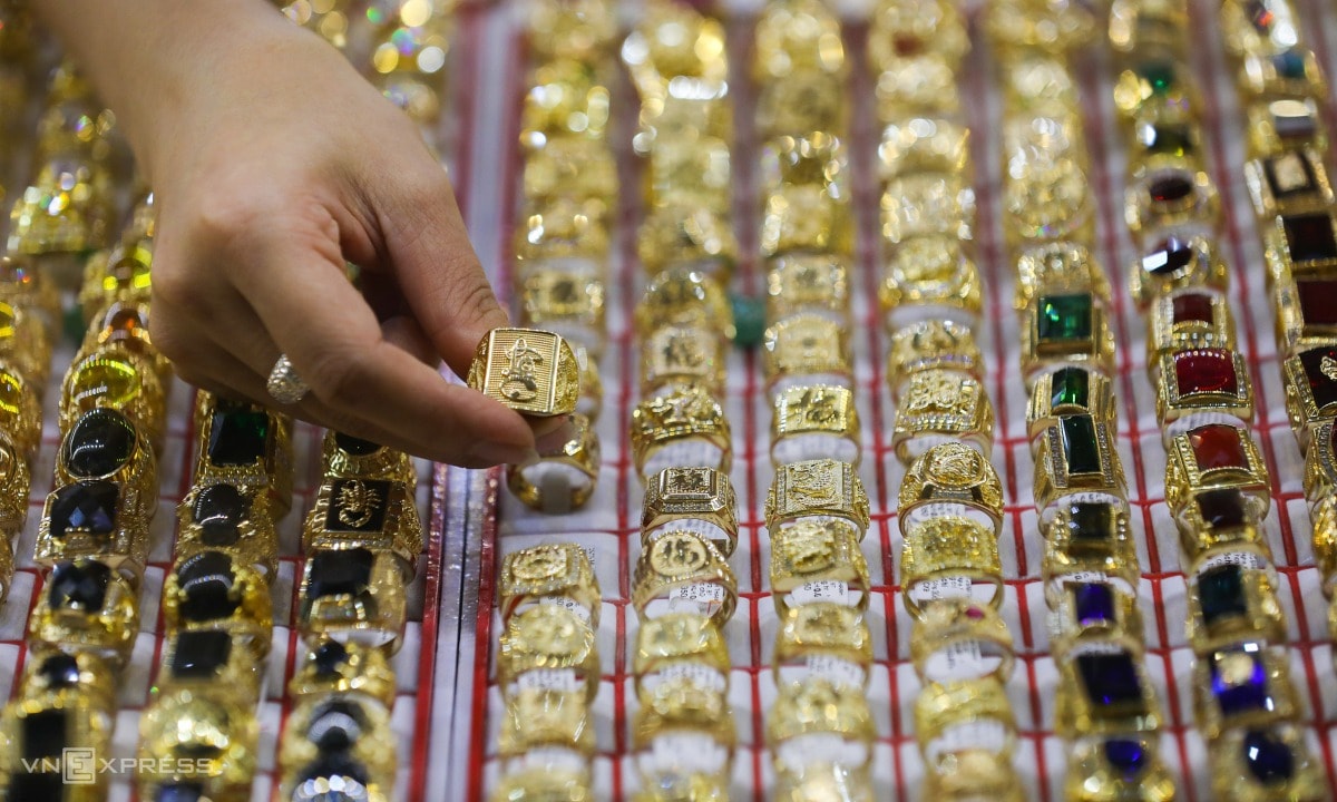 Giá vàng hôm nay 25 12 2025 Giá vàng SJC, giá vàng nhẫn, vàng miếng trong nước và giá vàng thế giới