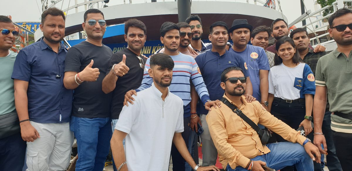 Ngày càng có nhiều du khách Ấn Độ lựa chọn vịnh Hạ Long trong những năm gần đây. Ảnh: Nguyễn Hùng