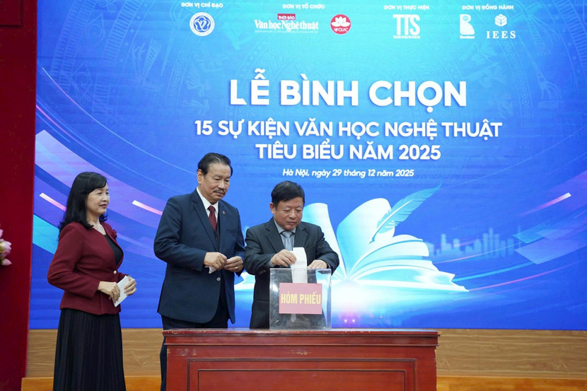 binh-chon-vhnt1.jpg