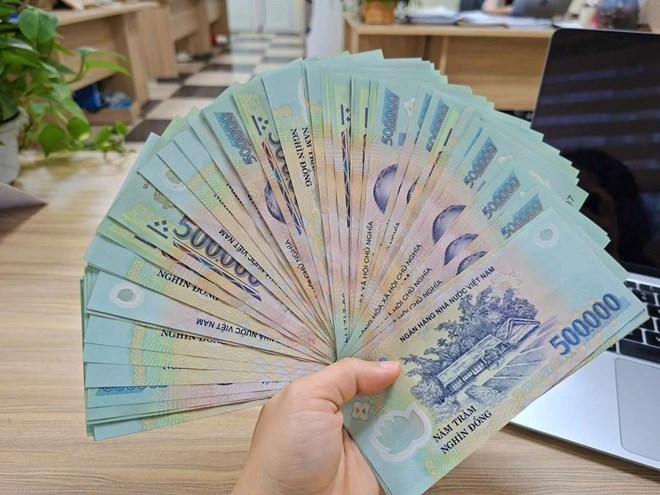 Tăng lương, giảm thuế, bảng giá đất mới và loạt chính sách có hiệu lực từ 1.1.2026