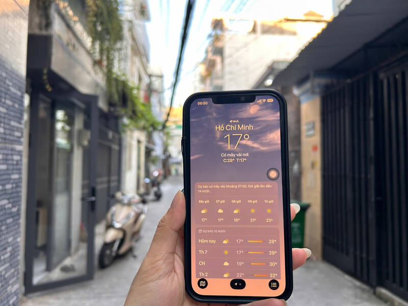 Nhiệt độ tại TPHCM giảm sâu. Ảnh: Hạ Mây