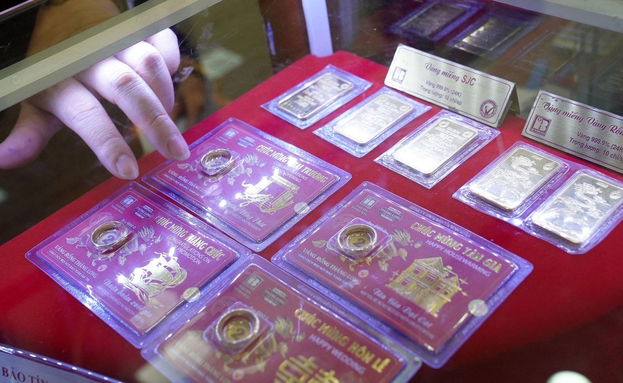 Giá vàng hôm nay 10 1 2026 Từ vàng miếng, vàng nhẫn trong nước và vàng thế giới