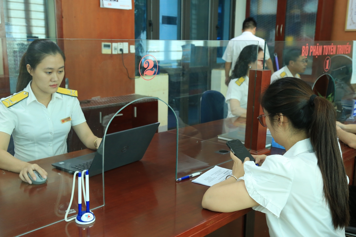 Chi lương tiền mặt trên 5 triệu đồng không được trừ khi tính thuế thu nhập doanh nghiệp