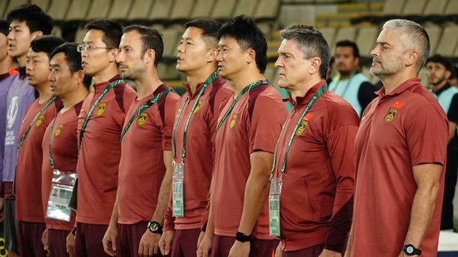 Huấn luyện viên Antonio Puche của U23 Trung Quốc cao tay