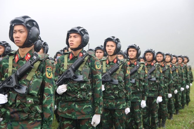 Cán bộ chỉ huy quân đội cần tiêu chí gì để hưởng chính sách trọng dụng nhân tài?