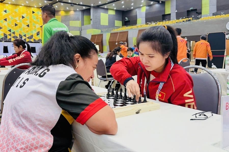 Vận động viên cờ vua giành nhiều huy chương vàng nhất cho Đoàn thể thao người khuyết tật Việt Nam. Ảnh: Thái Dương