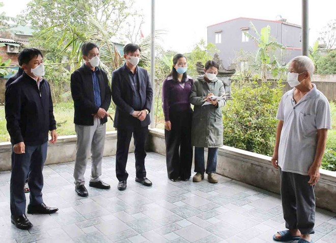 Phòng ngừa cúm gia cầm H5N1 lây sang người ở Hà Tĩnh