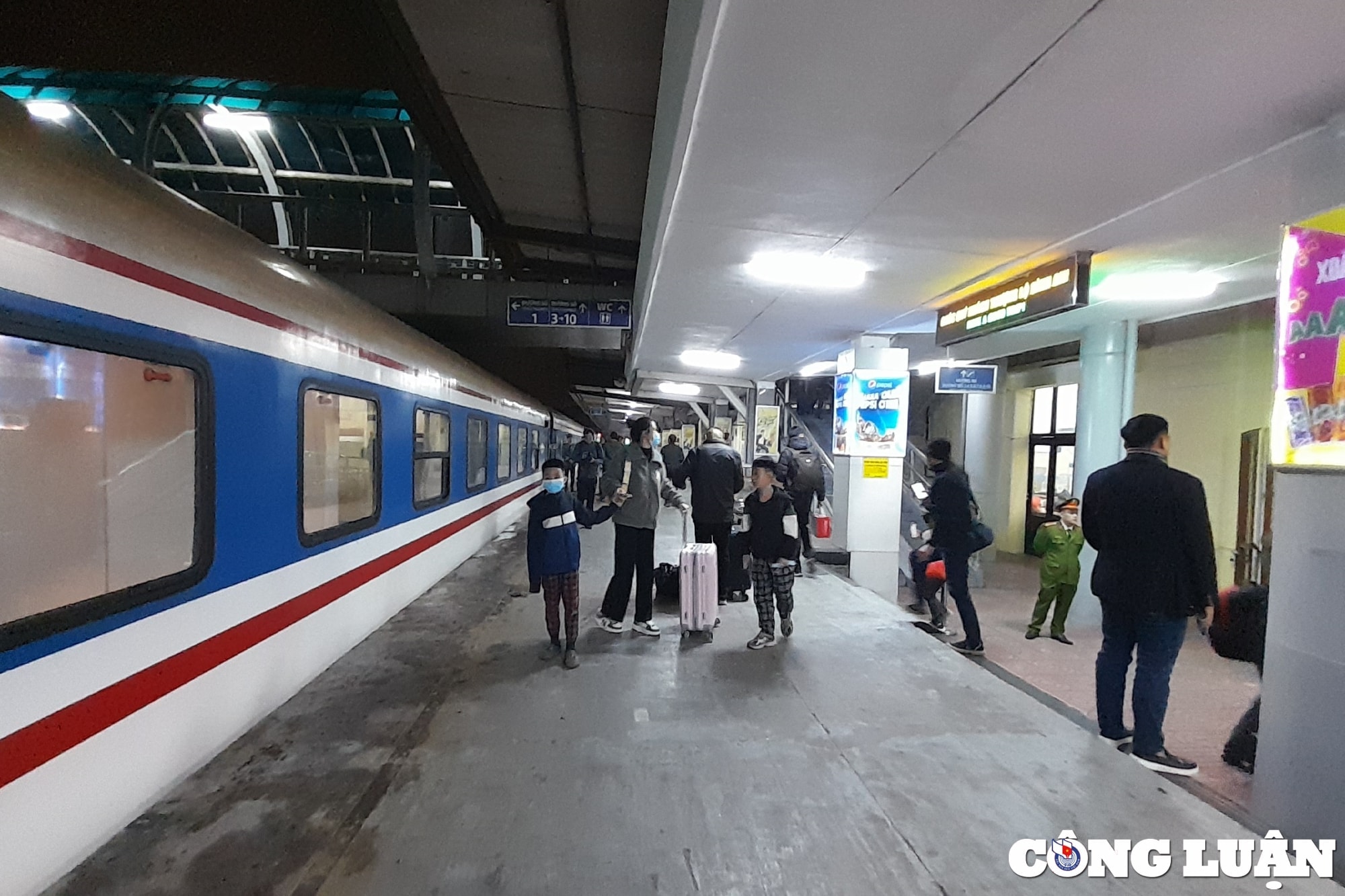 Dịp Tết 2026, đường sắt sẽ tổ chức chạy thêm 11 chuyến tàu trên các tuyến ngắn và trung bình tại khu vực phía Nam. Ảnh minh họa.