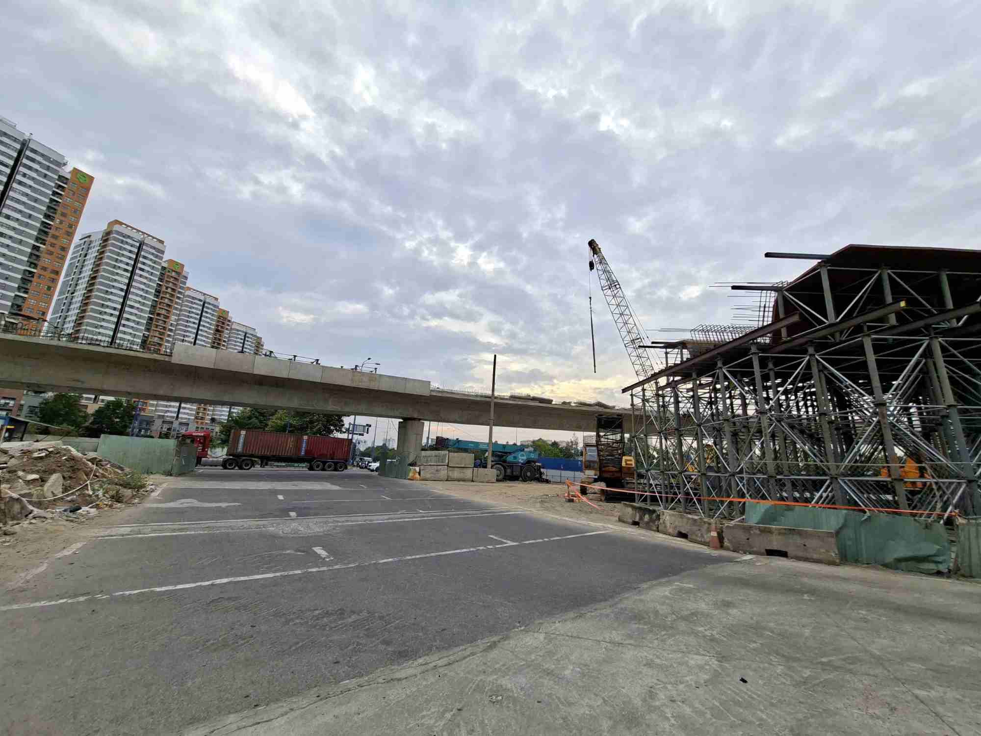 Sau Tết vẫn im lìm, dự án nút giao An Phú đối mặt nỗi lo tiếp tục trễ hẹn.  Ảnh: Minh Quân