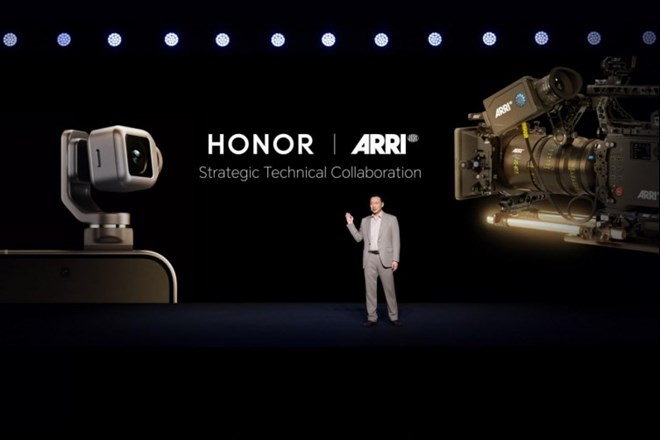 Honor ra mắt Robot Phone và Magic V6 siêu mỏng tại MWC 2026