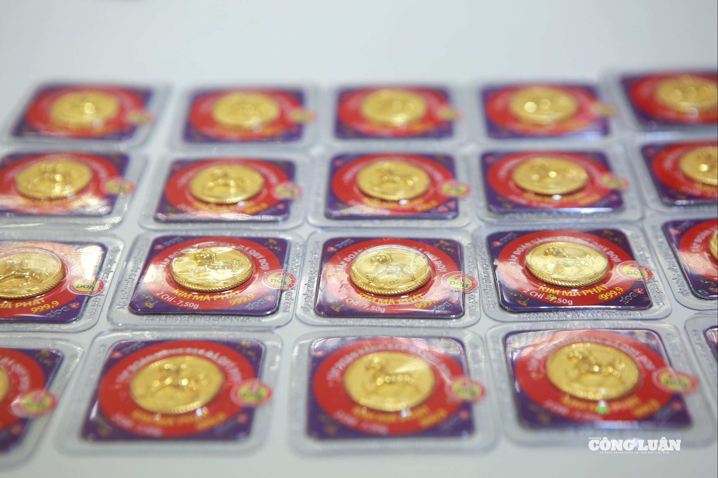 Giá vàng 9h sáng nay 3/3/2026: Quay đầu lao dốc từ mức đỉnh