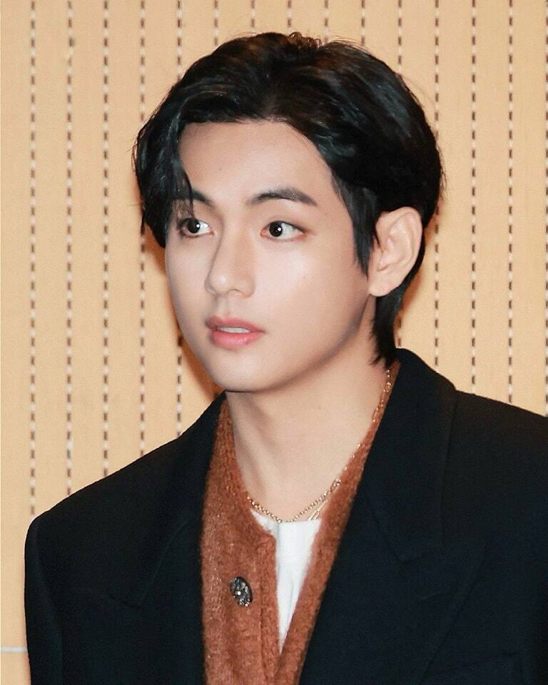 V BTS được “lọt mắt xanh” của giám đốc