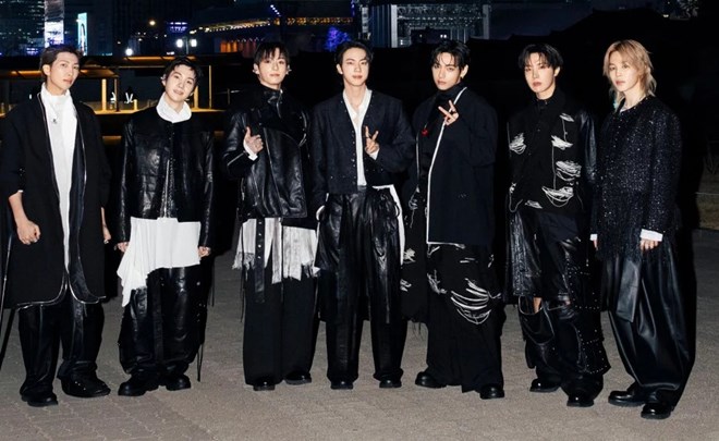 BTS lập kỷ lục toàn cầu với concert Gwanghwamun