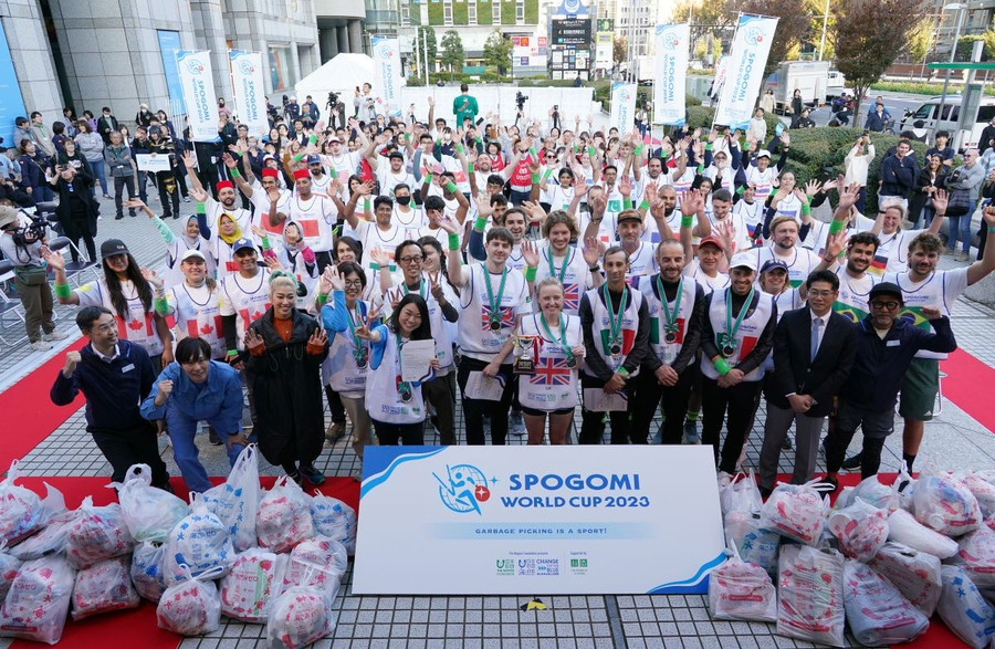 Ai cũng có thể trở thành vận động viên Spogomi. Ảnh: Japan-forward.com - Nationalgeographic.com