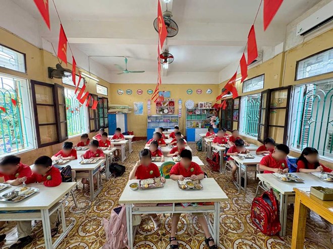 Phụ huynh hoang mang vì tin thịt lợn bệnh, trường học ở Ninh Bình lên tiếng