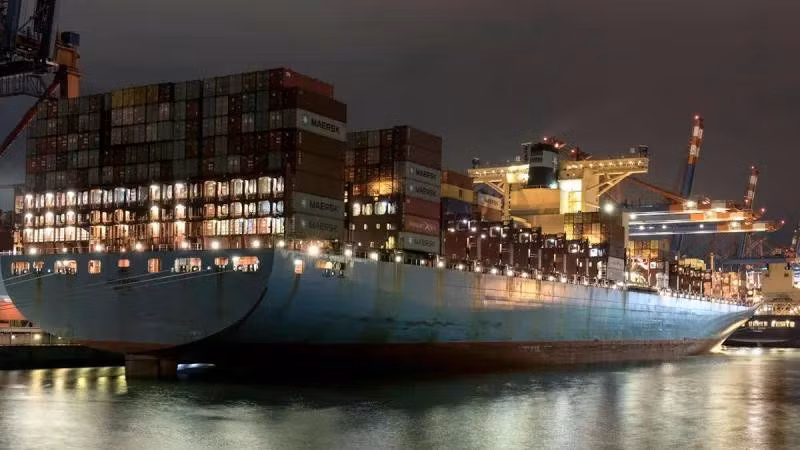 Mỹ bất ngờ dỡ bỏ lệnh trừng phạt đối với hạm đội tàu thương mại của Nga