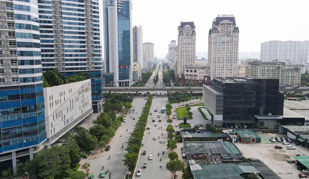 Nguồn cung nhà ở tại các đô thị lớn đang mất cân đối khi phân khúc giá phù hợp ngày càng khan hiếm. Ảnh: Phan Anh