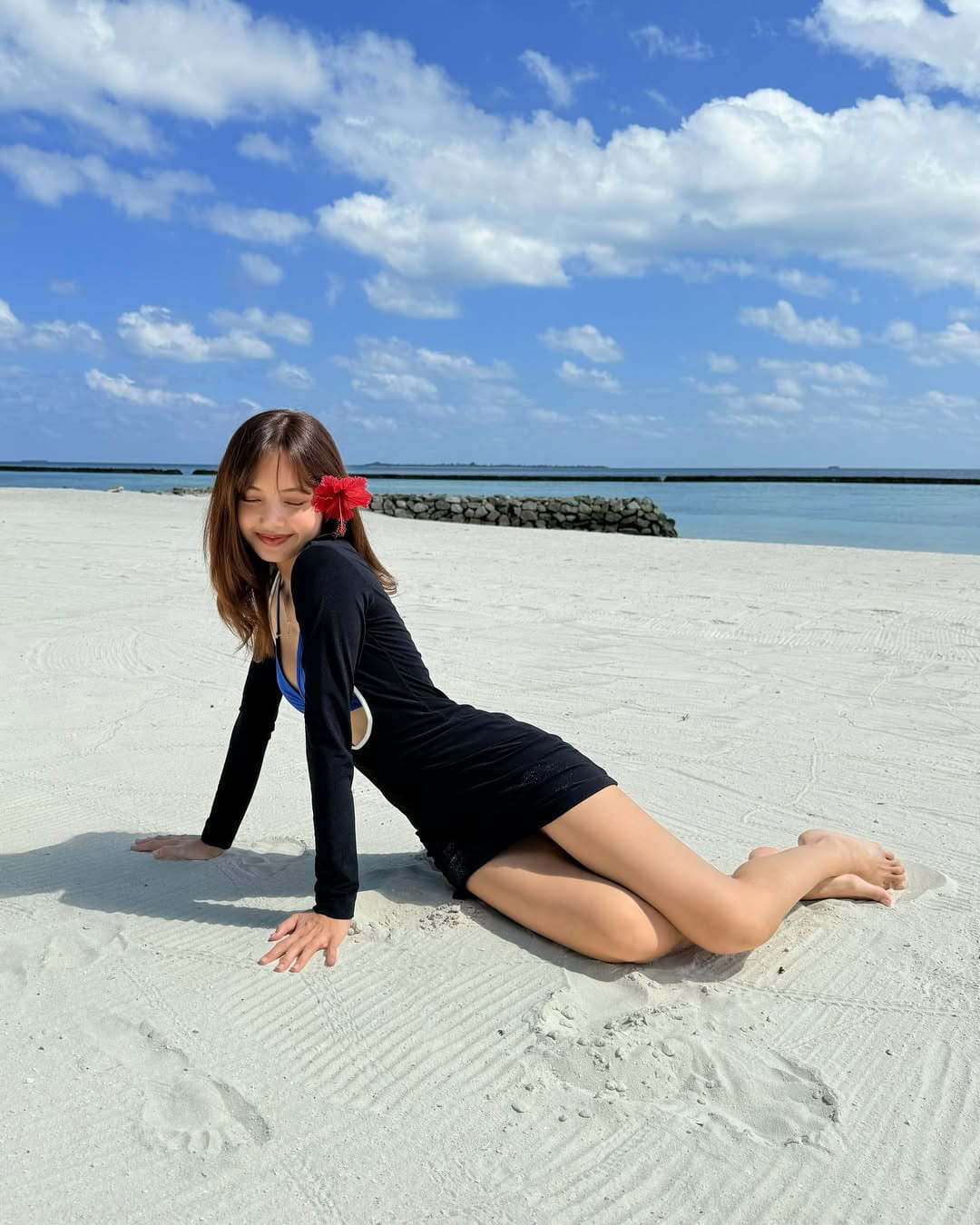 Lisa check in tại resort 5 sao tại Maldives Cheval Blanc Randheli. Ảnh IGNV