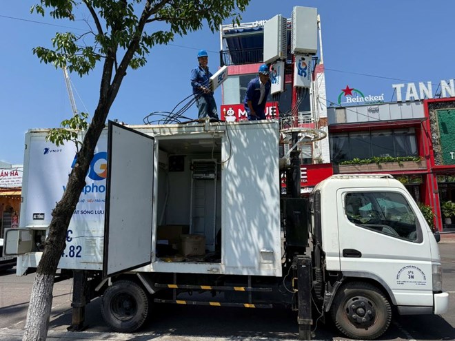 Triển khai biện pháp chăm lo đoàn viên, lao động trong mùa nắng nóng