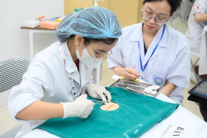 Biến động điểm chuẩn Trường Đại học Y Hà Nội 2 năm qua