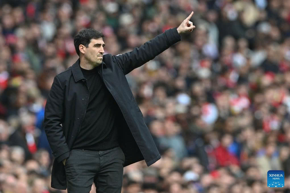 Andoni Iraola đang ở rất gần sân Anfield. Ảnh: Xinhua