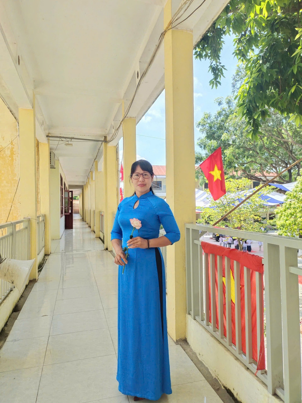 Cô Lâm Thị Lan Anh, giáo viên Ngữ văn Trường THPT Hiệp Hòa số 3 (Bắc Ninh). z7918799483493-df8c7b7fae3bf010ea33432c65f95eec.jpg