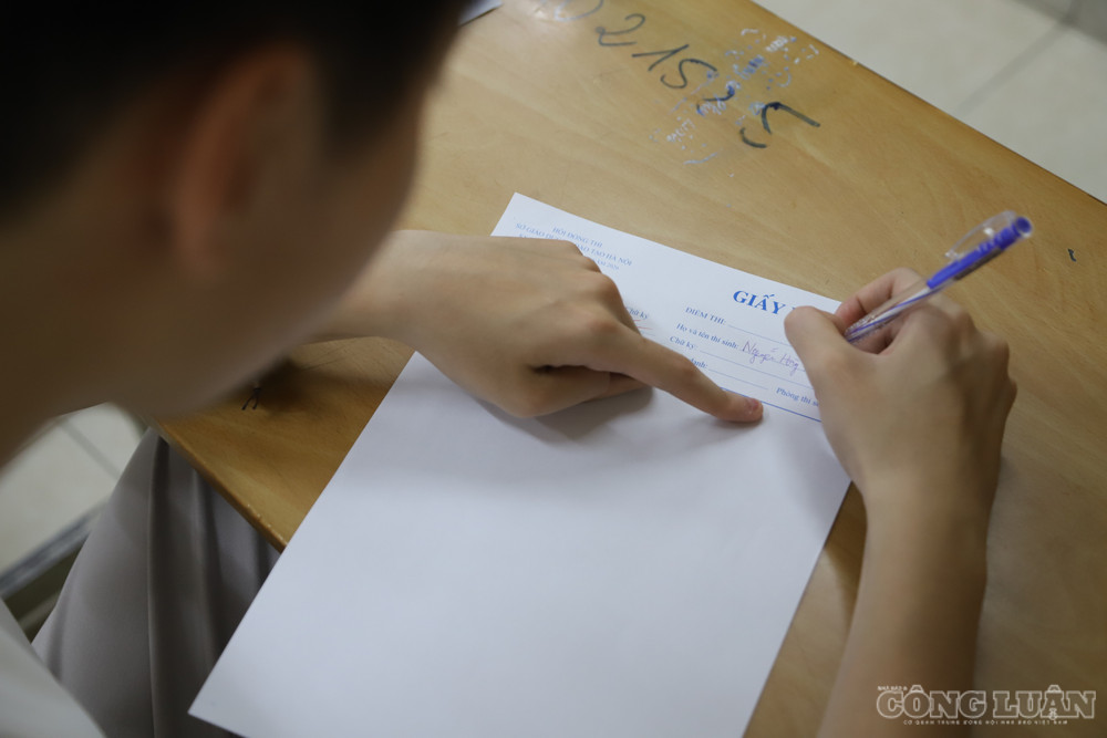 Kỳ thi tốt nghiệp THPT diễn ra trong hai ngày 11-12/6 với hơn 1,2 triệu thí sinh. clo_br_img-5215.jpg