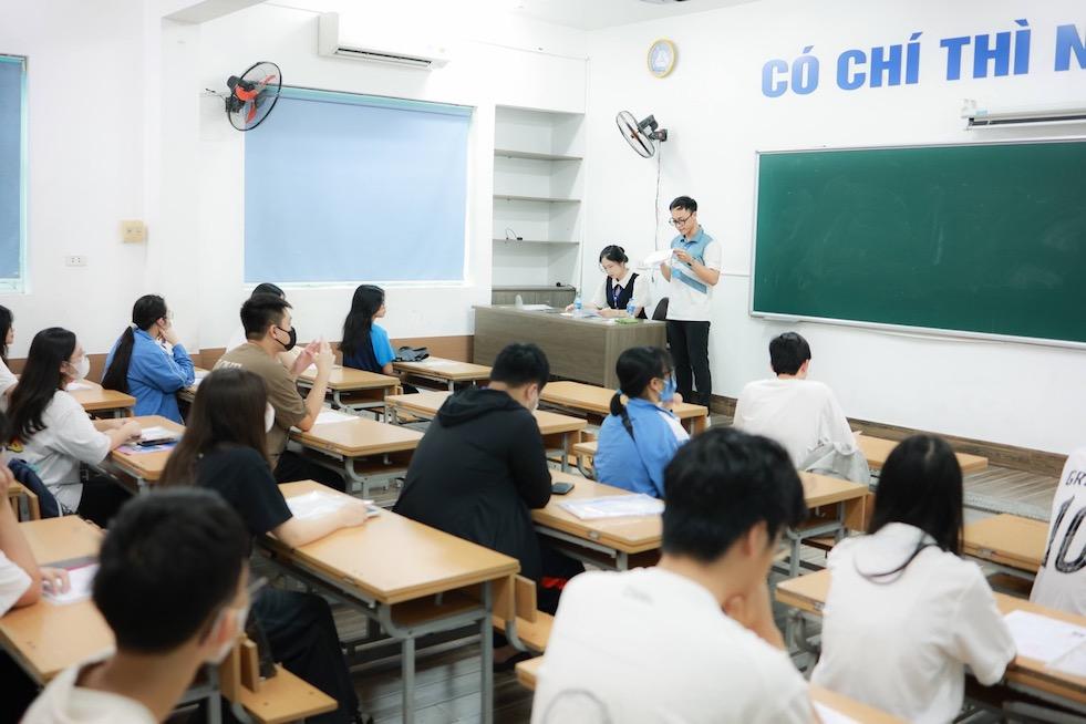 Trong một số trường hợp, sinh viên được giảm 50% học phí. Ảnh minh họa: Hải Nguyễn