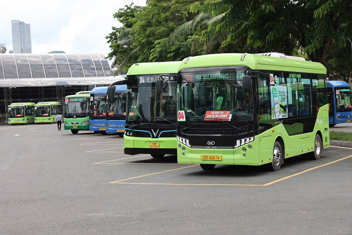 Trung tâm xe buýt Sài Gòn được chỉnh trang với diện mạo khang trang trước thời điểm miễn phí vé từ ngày 1.7. Ảnh: Như Quỳnh