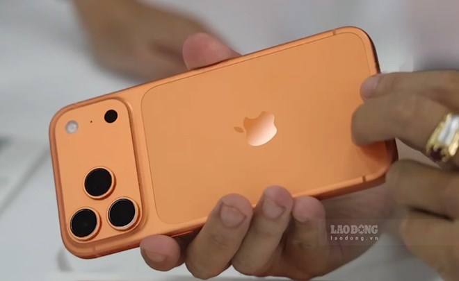 Chiếc iPhone 17 Pro Max được niêm phong tới 250 năm