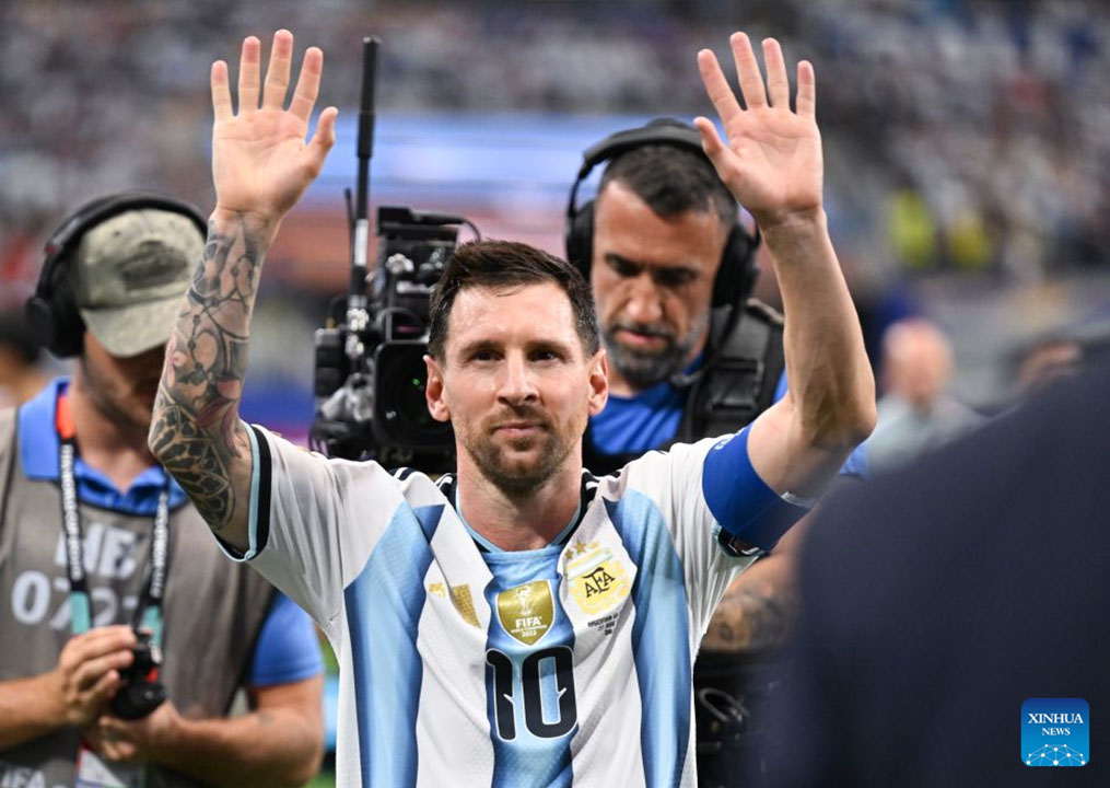 Mọi lời ca ngợi về Messi là không đủ. Ảnh: Xinhua